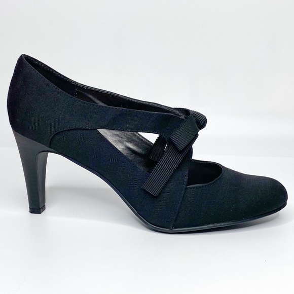 Ann Marino Shoes - Ann Marino by Bettye Mueller Black Mary Jane Heels